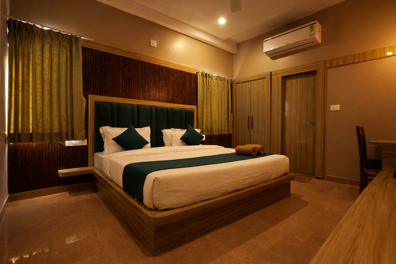 9f742351 fa3c 4f69 8cbb cf8e8aaaff34